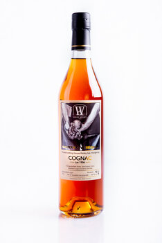 cognac #pb1 (Lot 1906) - Malternative Belgium - 40,1% cognac #pb1 (Lot 1906) - Malternative Belgium - 40,1%