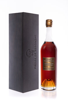 Pierre de Segonzac Ancestrale 40% Pierre de Segonzac Ancestrale 40%